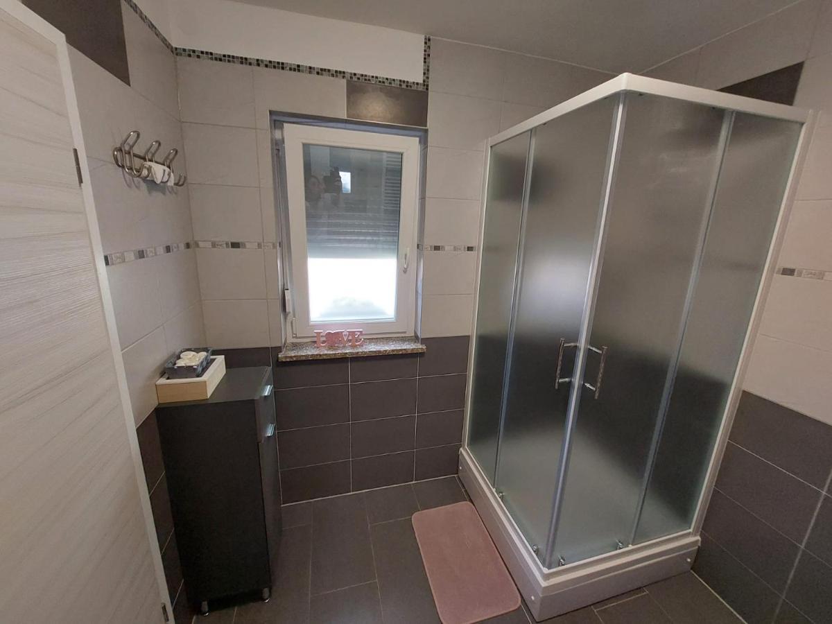 Studio Apartman Marta Korenica Eksteriør bilde